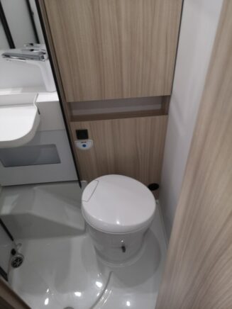 CAMPER MANSARDATO NUOVO SUN LIVING By Adria Mobile A 70 DK MY2025 IN ARRIVO!!!!! - immagine 12