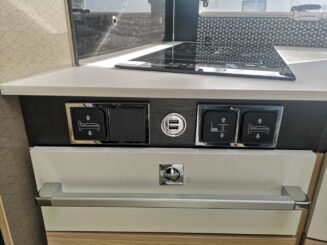 Semintegrale CHAUSSON 720 Titanium Vip Fiat140cv C.Aut Gas Free - immagine 14